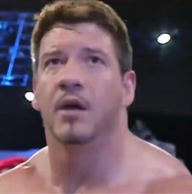 wwe比赛意外死亡，WWE那些生死时刻。有人命丧擂台