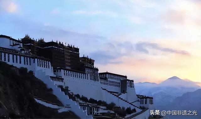 全世界最高的楼，世界上最高的楼（世界十大著名宫殿，岂止是奢华）