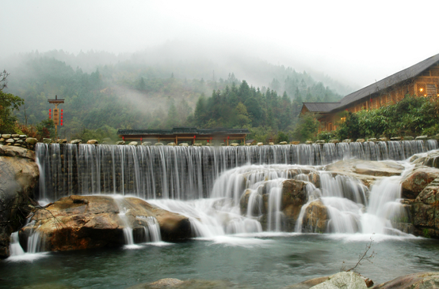 求婺源旅游攻略啊，婺源旅游攻略自助游攻略（婺源自驾游人少景美的目的地攻略推荐）
