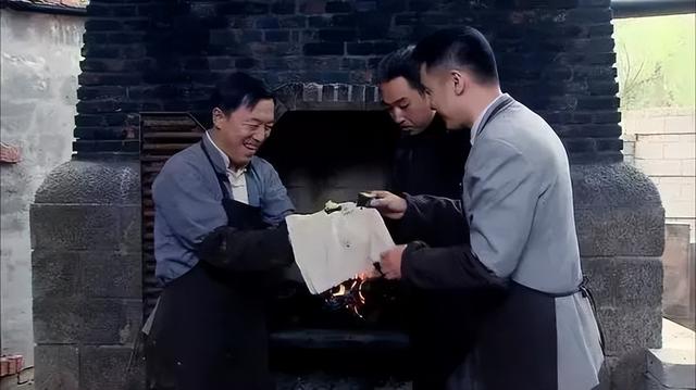 情感个性签名成熟稳重，成熟稳重的个性签名（这种“欲擒故纵”）