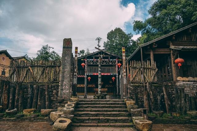 云南斯莫拉佤族村，云南腾冲司莫拉佤族村