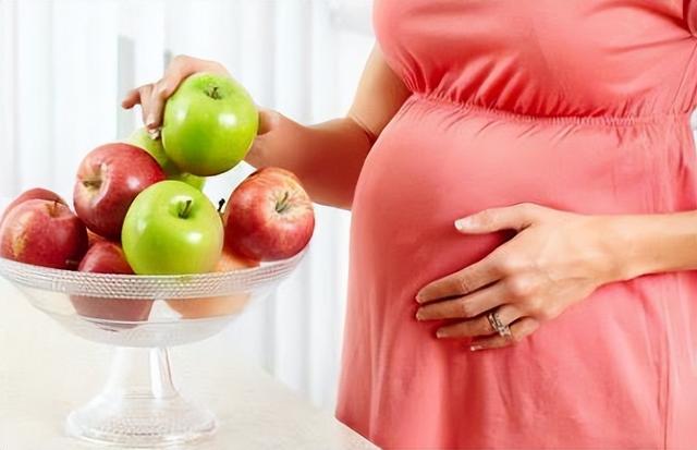 孕妇吃什么水果对胎儿最好，孕妇吃什么水果对胎儿好（其实就是常见的这种水果）