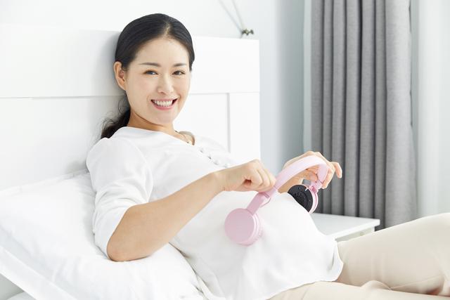 测早孕的最佳时间，早孕试纸什么时间测最准（医生：“三充足两避免四注意”）