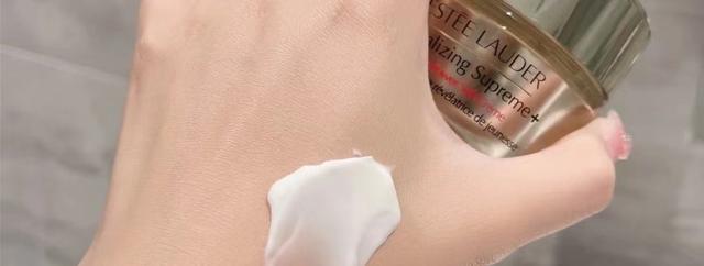 抗皱化妆品推荐，抗皱护肤品排行榜前十名（3款名副其实的宝藏“抗老面霜”）