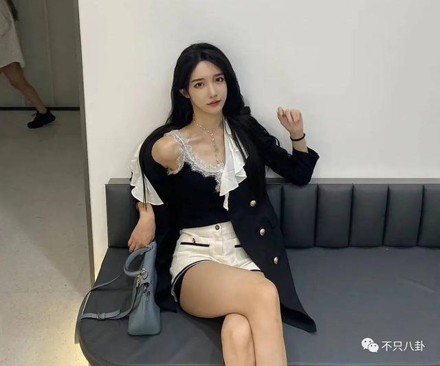 男生变成了女生，关于男生穿越变成女生的小说有哪些（从男性彻底变成女性）