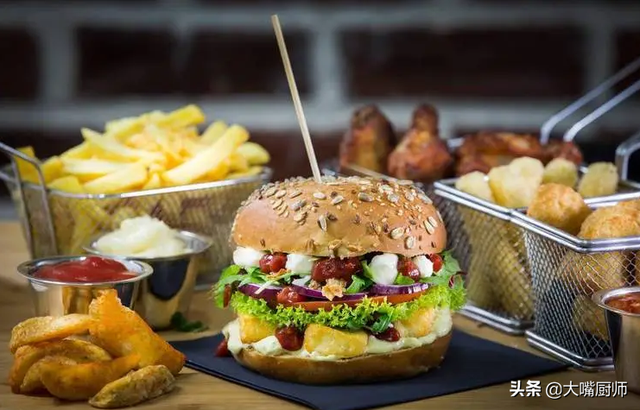 垃圾食品有哪些，十大垃圾食品有哪些（汉堡方便面排不上号）