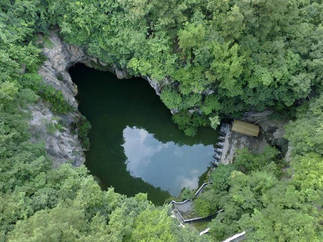 贵阳旅游景点大全，贵阳旅游景点大全必去处地图（贵州贵阳不可错过的七大景点）