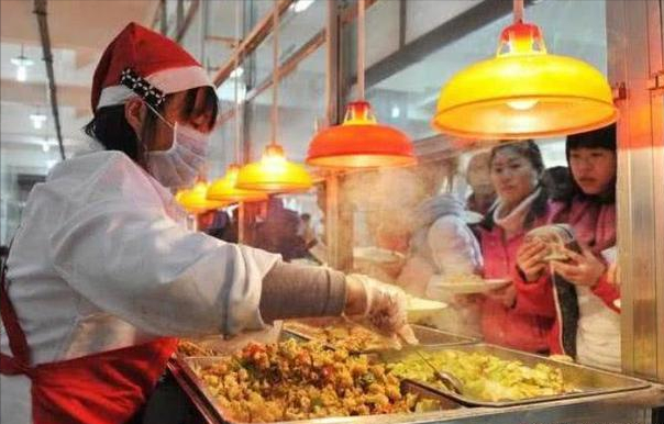 浪味仙是女的还是男，浪味仙是女生还是男生（“浪胃仙”90后小伙子凭实力爆红网络）