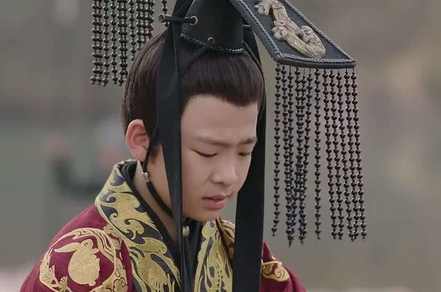 郭德纲演的三国是哪部电影里的角色，黄渤郭德纲演的三国（让我们觉得他读过24史）