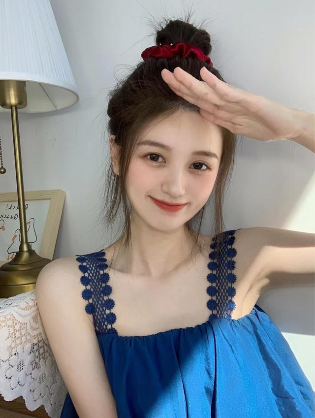 女生脸上出油特别严重怎么办，女孩子脸上出油怎么办（良好生活习惯比护肤更重要）