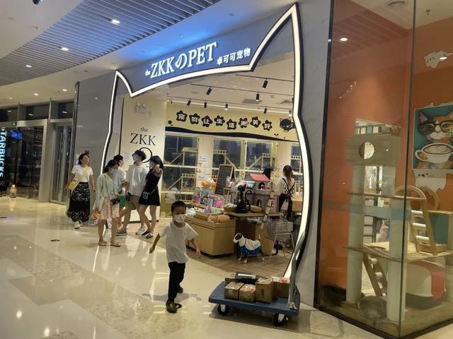 来福士购物中心，重庆来福士购物中心入驻品牌（深圳来福士，雄起）