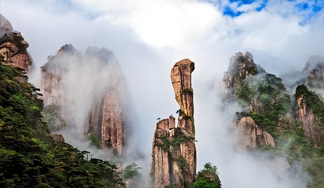 现在去哪里旅游最合适，暑假去哪里旅游最好（国内旅游目的地全国旅游各季节适宜时间表）