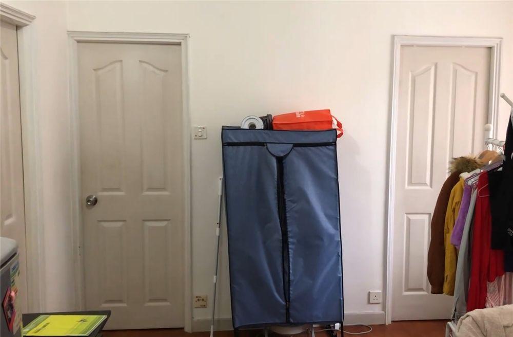 单人床改造成沙发案例（香港4位姑娘合租35）