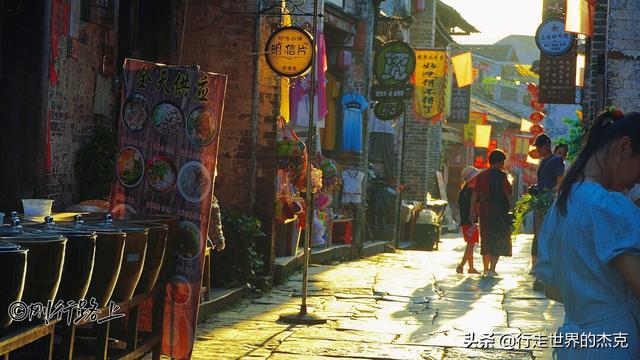黄姚古镇旅游攻略，黄姚古镇旅游行程路线住宿攻略（享一慵懒时光——黄姚古镇）