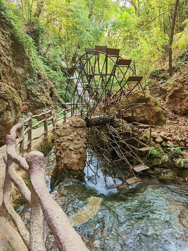 两个人去丽江5000够吗，一个人去丽江玩大概多少钱（云南丽江旅游自由行实用攻略）