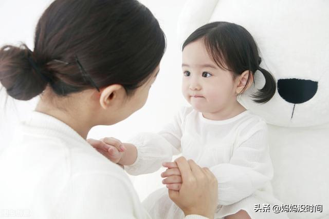 四个月宝宝扯嗓子怪叫，4个月的宝宝使劲扯嗓子叫（”宝宝频繁尖叫）