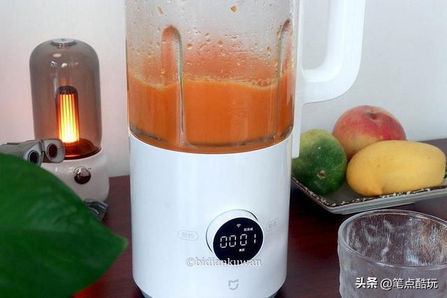 小米破壁机怎么使用，小米破壁机怎么使用教程（米家智能小破壁料理机体验）