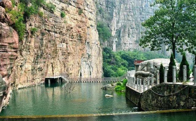 河南省旅游必去十大景点，河南十大旅游必去景点（河南十大冷门景点）