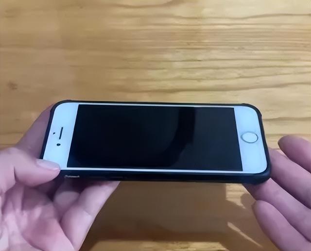 手机发烫的原因及其解决方法，手机发热发烫的原因及处理办法（手机发烫是什么原因）