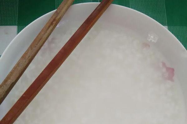 怎么看出一个人阴虚火旺，怎样判断自己阴虚火旺（详细说说，看完涨知识了）