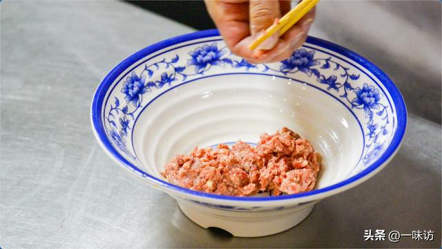 香酥牛肉饼怎么做层次分明，这样做酥脆掉渣、层次分明