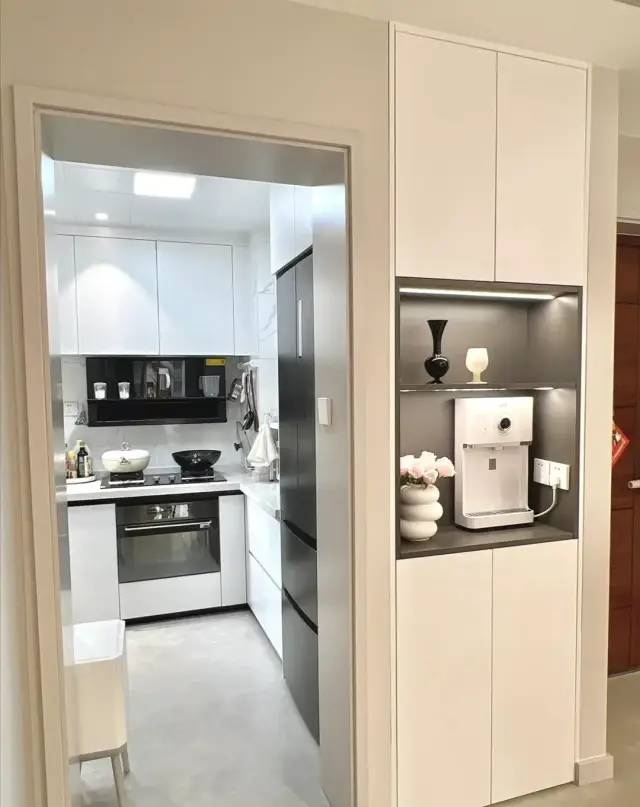 厨房的位置和开门方向的选择 厨房门口开在哪个位置好