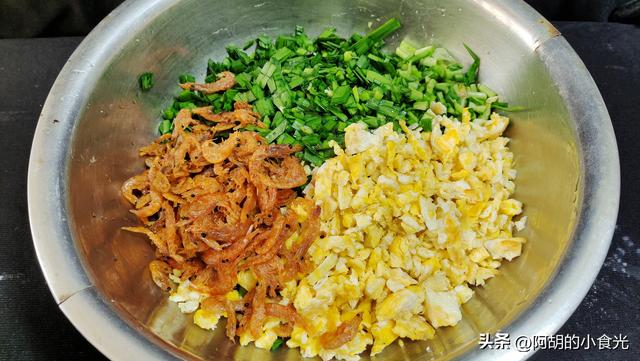 土豆包子馅怎么做好吃，土豆丝馅蒸包的做法（减肥者的“福音”）