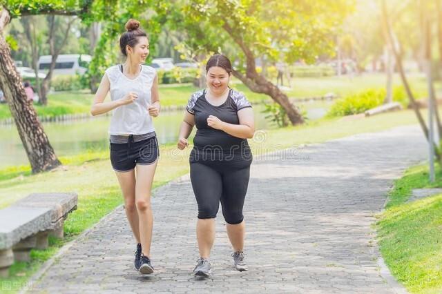 消耗多少卡路里才能瘦一斤，需要消耗多少卡路里才能瘦一斤（减肥，你还在关注体重吗）