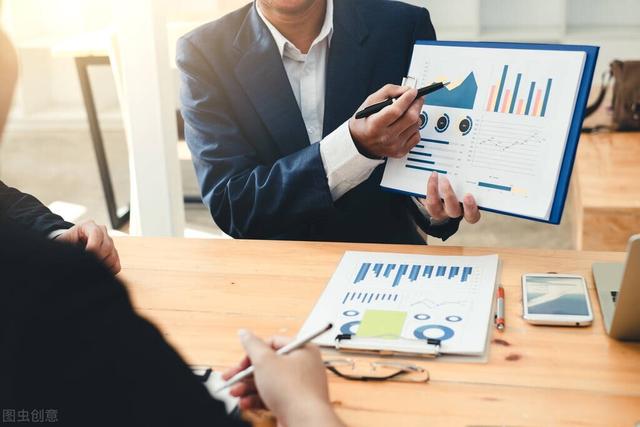 经济学与经济管理有什么区别，经济学与经济管理学的区别（经济类和管理类专业毕业都是高薪机会吗）