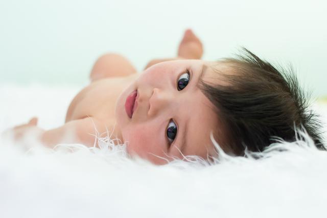 新生儿发育标准，新生儿生长发育标准（宝宝1岁前每月发育指标）