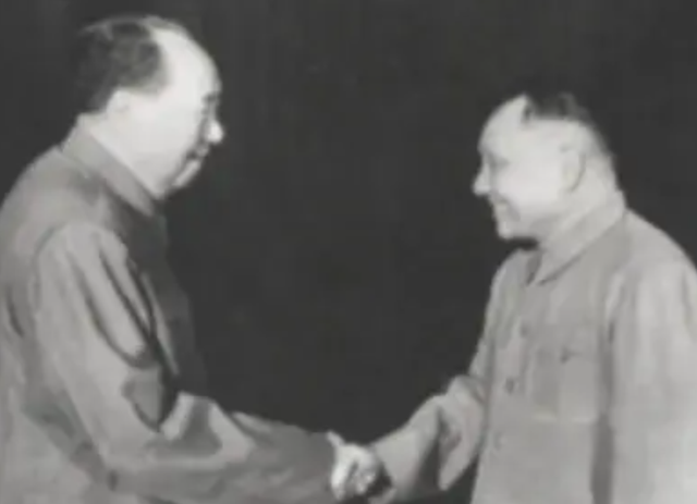 精兵简政的精是什么意思，精兵简政的精是什么意思字典上的解释（邓小平向全世界宣布裁军百万）