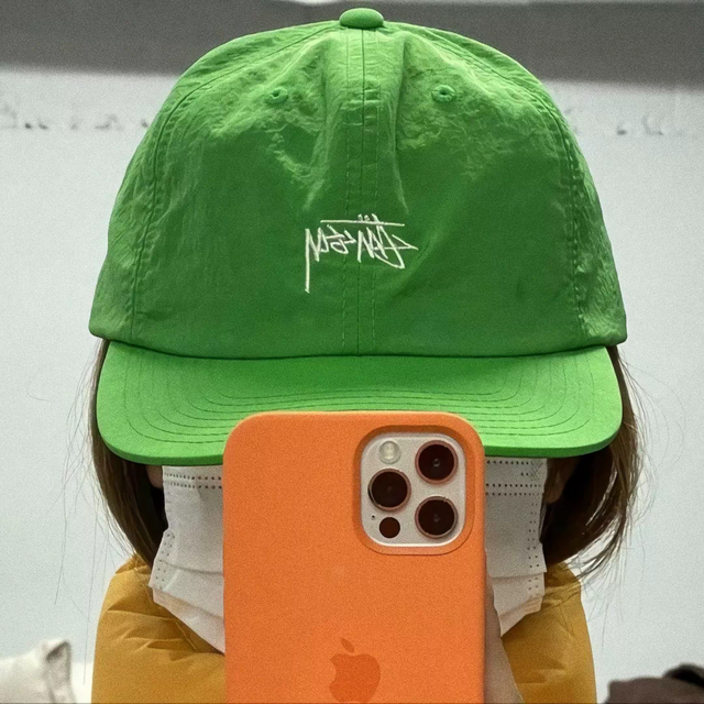 枯燥难过的头像微信，枯燥难过的头像（臭宝，该换微信头像啦）