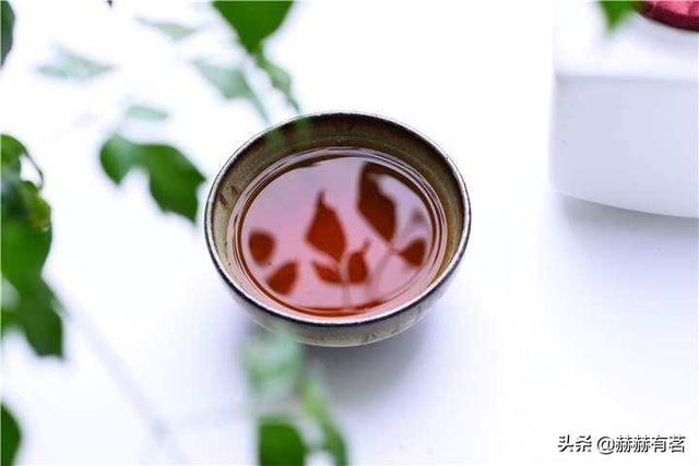 朱泥紫砂壶适合什么茶，紫砂朱泥壶适合泡什么茶（连茶具材质都不懂）