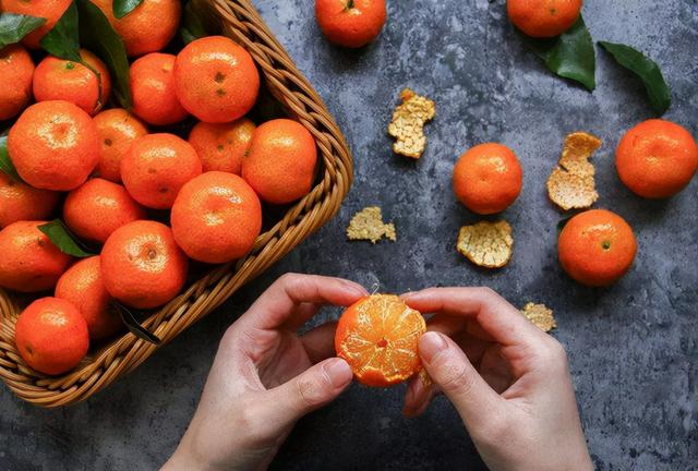 柑橘的功效与作用，小青柑的功效与作用（橘子浑身上下都是宝）