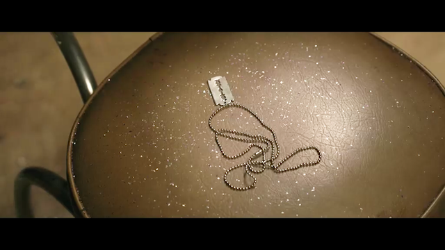 舞幽壑之潜蛟泣孤舟之嫠妇，《前赤壁赋》中引起“舞幽壑之潜蛟,泣孤舟之嫠妇”的是（将人性的肮脏扒的一丝不剩）