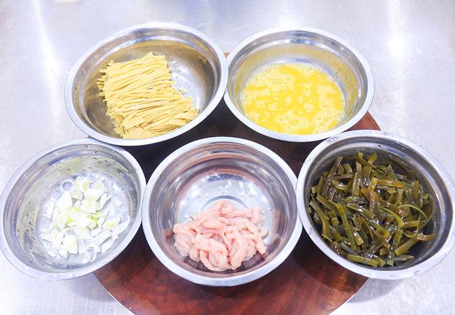 夏天的食物有哪些，夏天吃的食物有哪些（这5种食物别错过）
