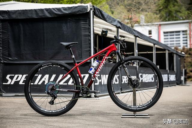 山地自行车全面图，山地世界杯赛场的9辆顶级XC硬尾山地车