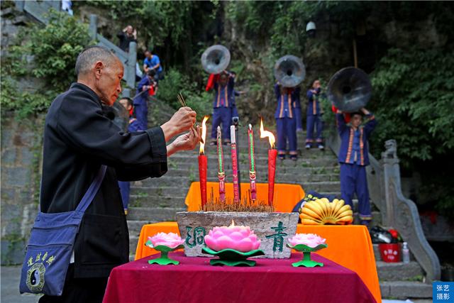 东方威尼斯是哪个城市，世界上最长的首都名字是哪个城市（贵州镇远端午节热闹非凡）