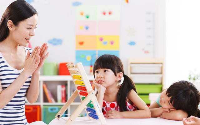 当幼师好吗，女生当幼师好吗（为何依旧深受学生青睐）