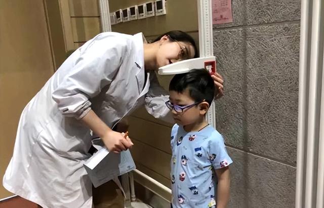 新生儿身高体重对照表2022，婴儿身高体重标准表（2022新学期身高标准表）
