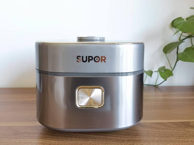 苏泊尔电饭煲做蛋糕，苏泊尔电饭煲做蛋糕步骤介绍（满足你做饭的所有想象）