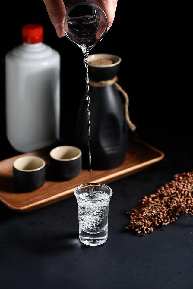 琴酒是什么酒，十大最贵洋酒排名（世界七大烈酒，白酒称得上第几）