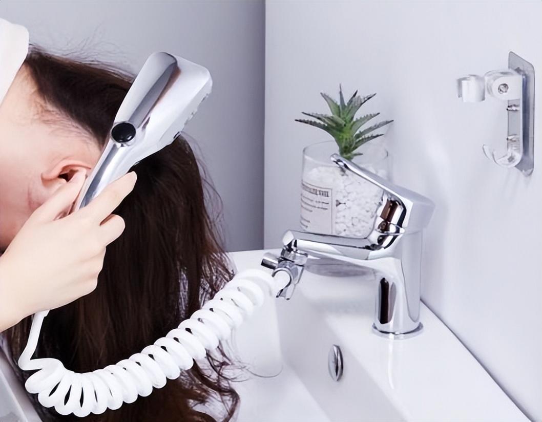 自来水龙头加热器，自来水龙头加热器一开电磁炉风扇就转了（用了半年多，谈谈我的真实感受）