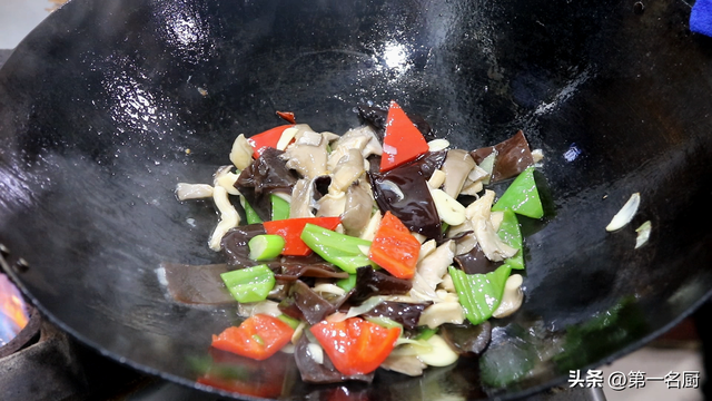 平菇怎么做好吃，请问平菇怎么做好吃（分享4种不同的做法）