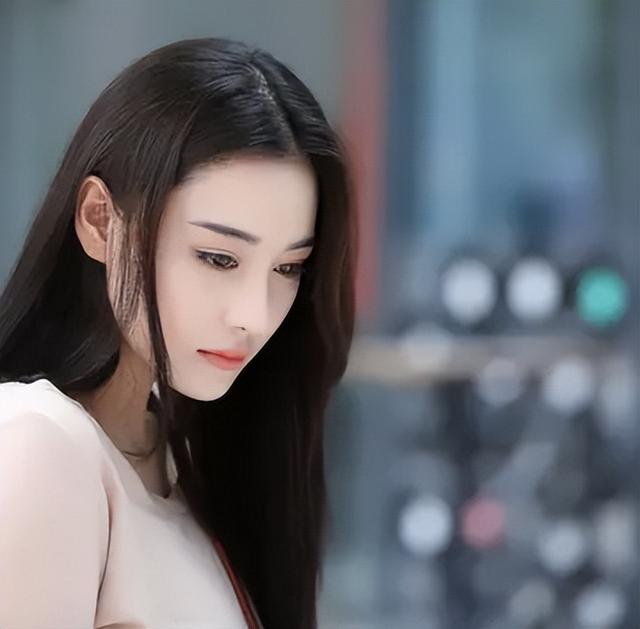 李晨张馨予生活照，张馨予写真 生活照（张馨予：游离吴卓羲和李晨后）