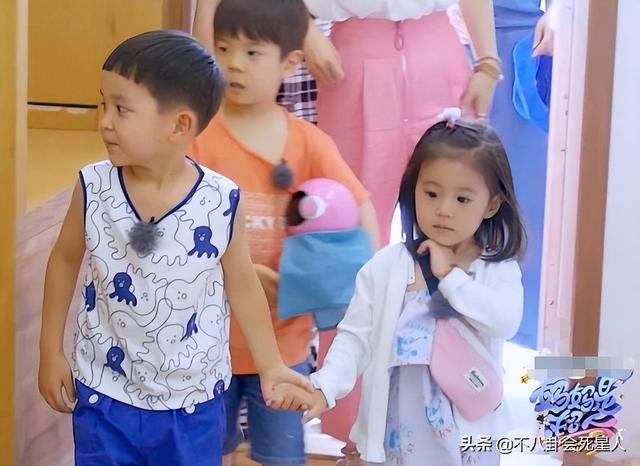 妈妈是超人第一季，姨母心是个什么意思（《妈妈是超人》9位萌娃现状）