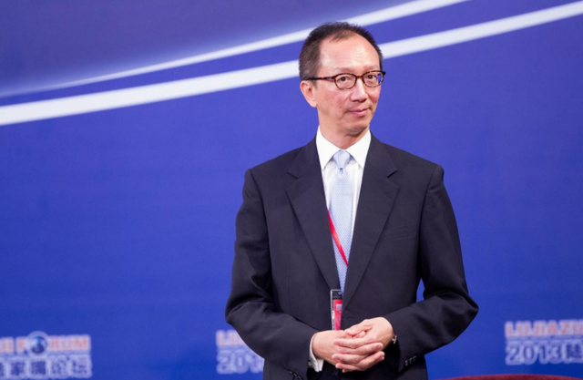 伏明霞的无性婚姻，伏明霞什么时候离的婚（伏明霞24岁嫁50岁富商）