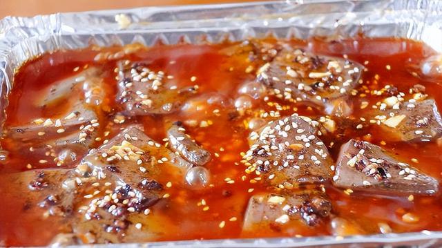 在家怎么做烧烤好吃又简单，烧烤摊必点的5道烧烤