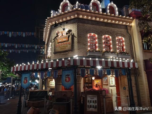 上海最好玩的地方，上海必须去玩的地方有哪些（去上海十个必打卡地）