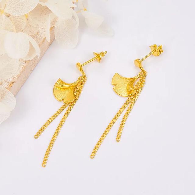 方脸适合什么耳环，方形脸适合什么样的耳环（终于分清不同耳饰的叫法了）